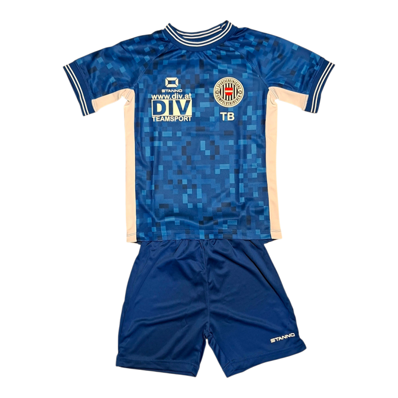 GUMP2025CAMP Trainingsshirt und Short (410017-5200 und 420001-5000)